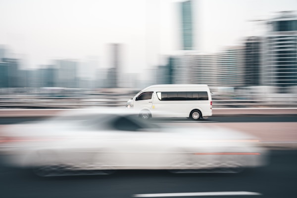 The Benefits of Using Commercial Truck Rental Services 2 img