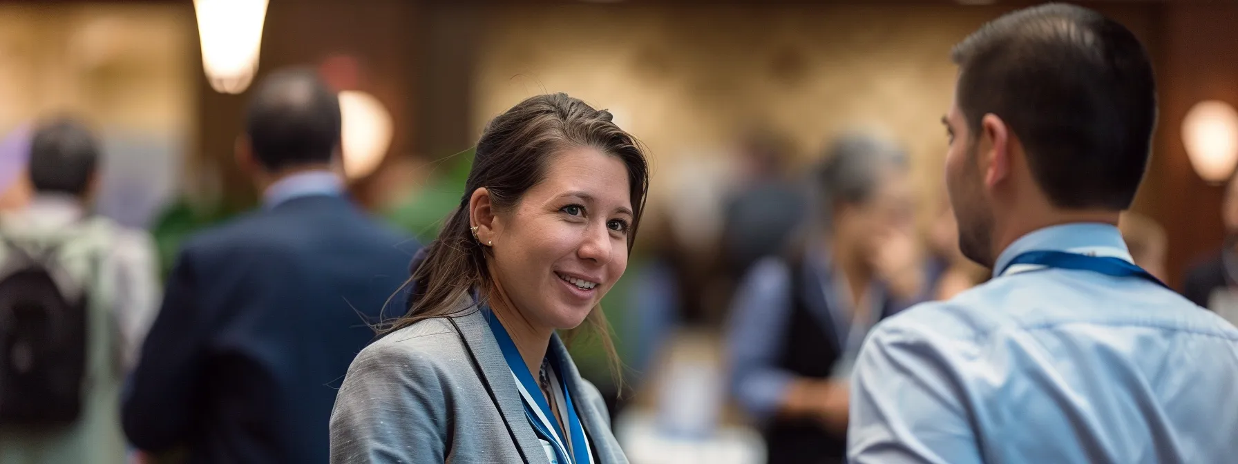 Resources for Aspiring Healthcare Professionals 6 Healthcare professionals networking at a conference and workshop.